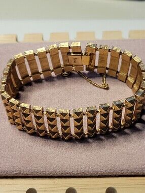 Vintage 1960 Crown Trifari Gold Tone Rare Pyramid Bracelet.
